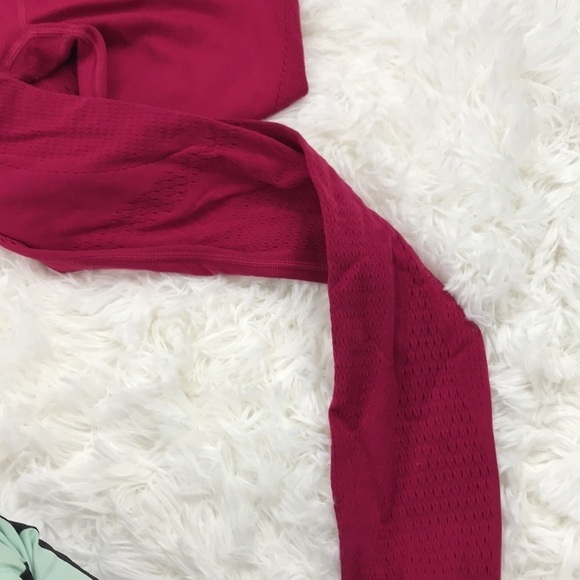 Lululemon Reveal Tight Interconnect 25.5" Ruby Red - Picture 3 of 10